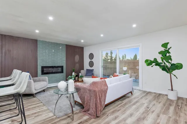 $1,035,000 | 6548 Bantam Lake Circle, San Diego, CA 92119