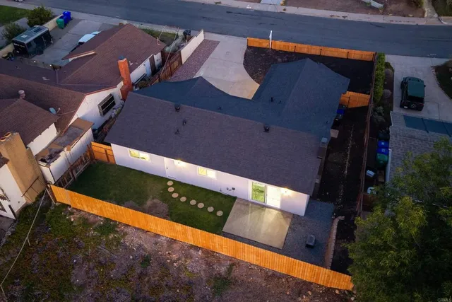 $1,035,000 | 6548 Bantam Lake Circle, San Diego, CA 92119