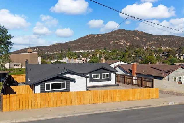 $1,035,000 | 6548 Bantam Lake Circle, San Diego, CA 92119