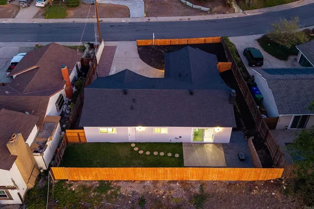 $1,035,000 | 6548 Bantam Lake Circle, San Diego, CA 92119