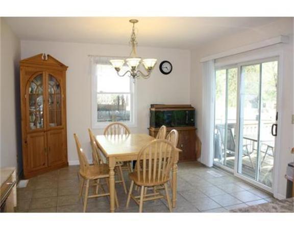 287 Parkerview Street Springfield, MA 01129 - Photo 8 of 12 Gallery Image 8