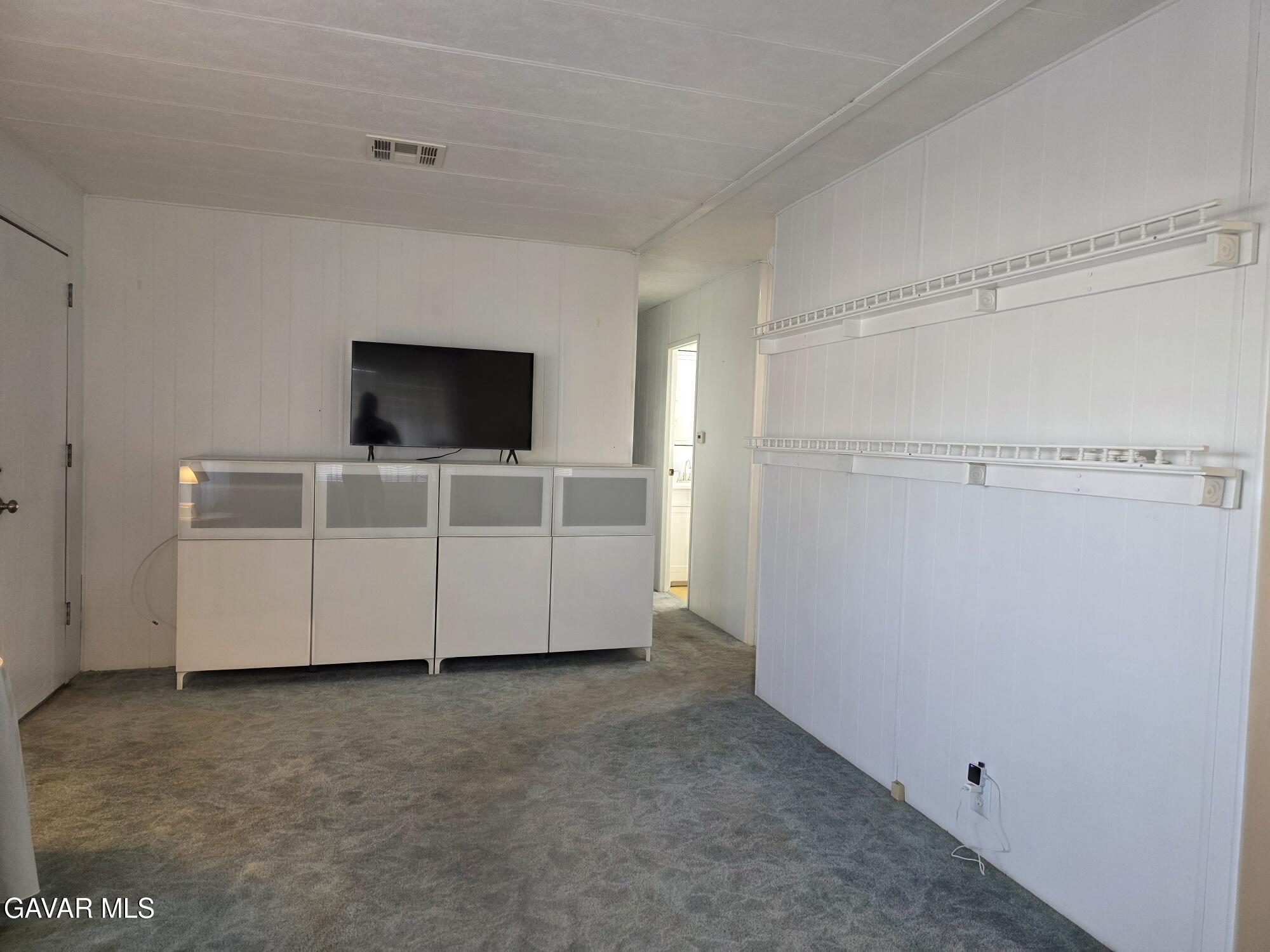 20806 Gridley Road Lakewood, CA 90715 - Photo 42 of 44 a view of an empty room