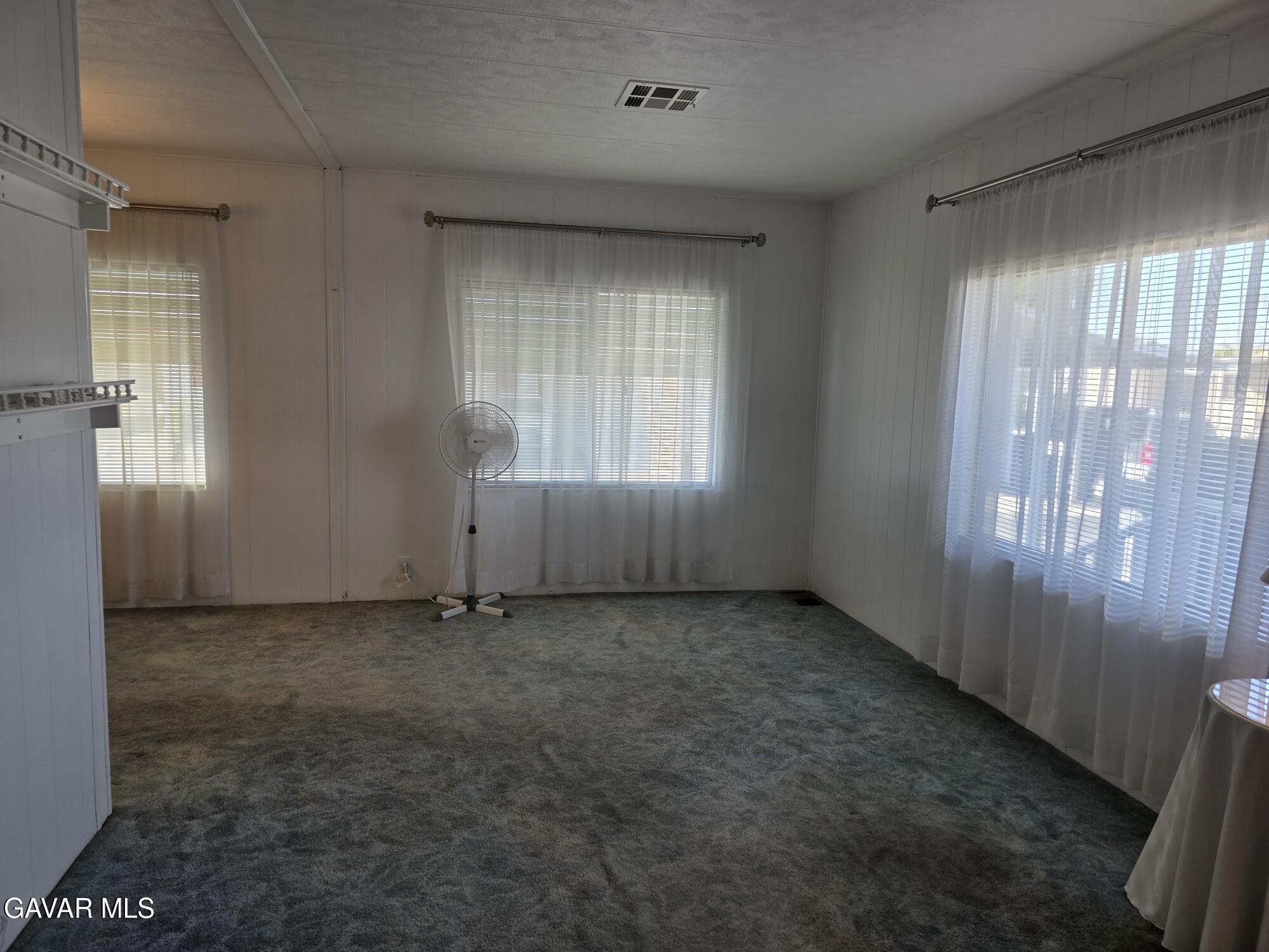 20806 Gridley Road Lakewood, CA 90715 - Photo 44 of 44 an empty room with windows