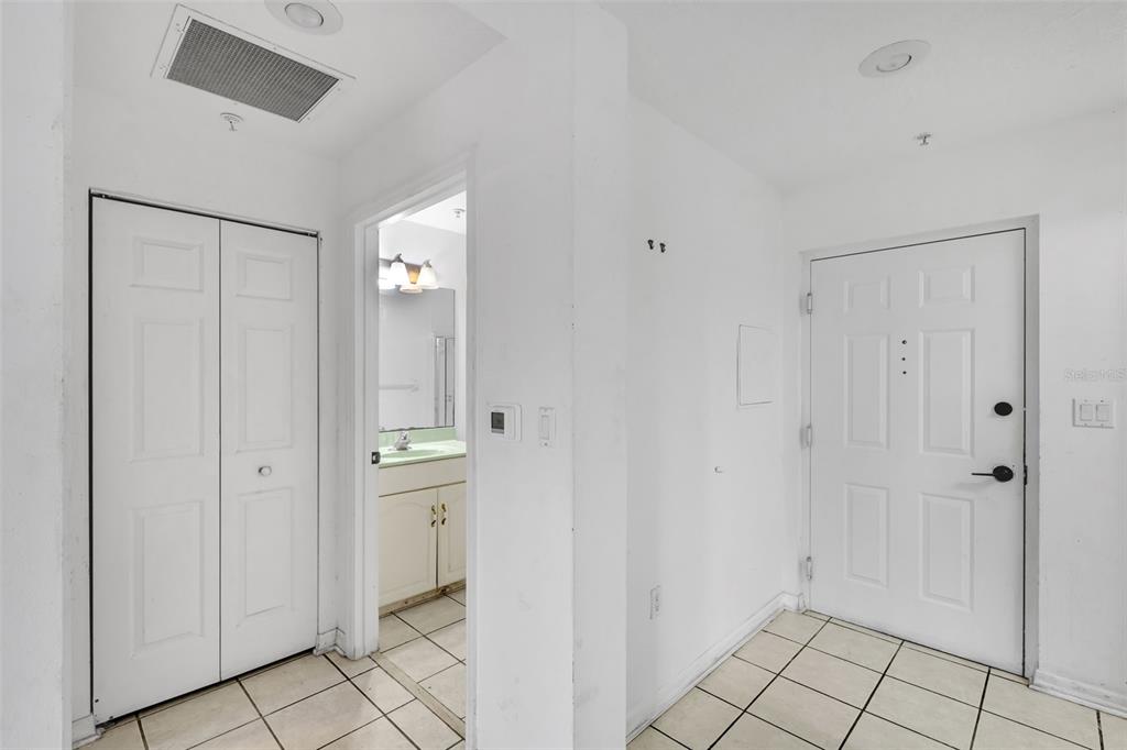 3730 Cadbury Circle, Unit 431 Venice, FL 34293 - Photo 14 of 34