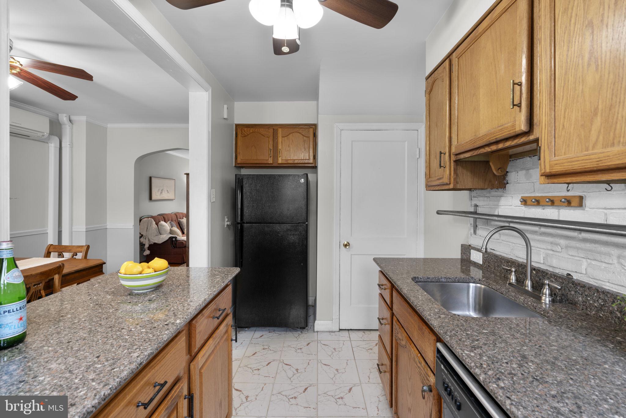 1057 Elm Road Halethorpe, MD 21227 - Photo 15 of 45