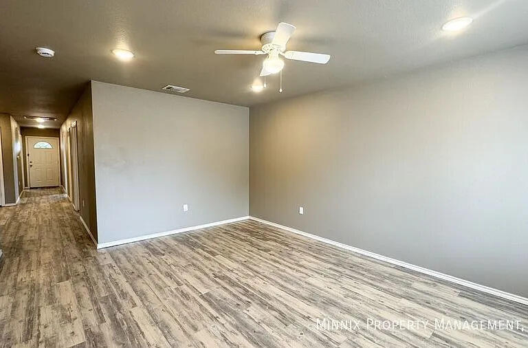517 44th Street Lubbock, TX 79404 - Photo 5 of 10 a view of an empty room