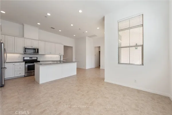 $4,200 | 61 Quill, Irvine, CA 92620