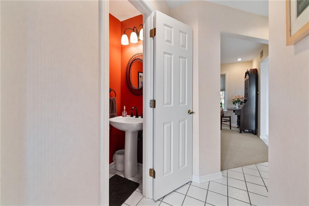 133 Shadow Ridge Drive Pittsburgh, PA 15238 - Photo 14 of 42 Gallery Image 14