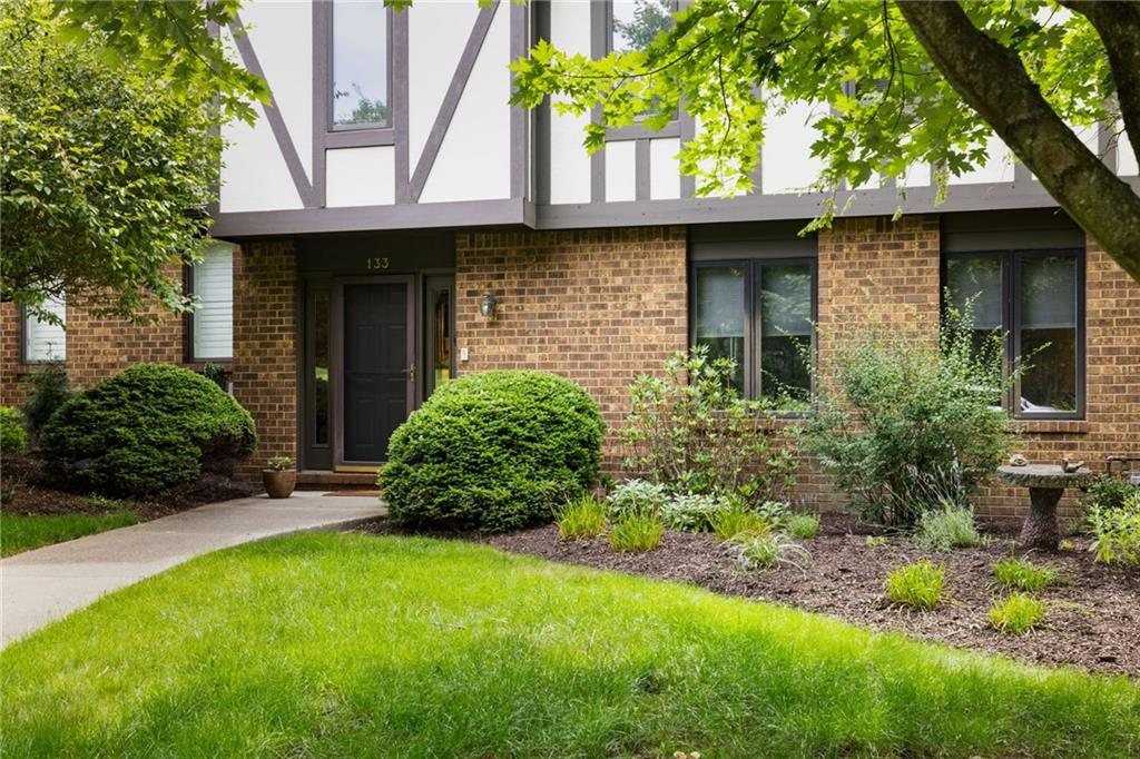 133 Shadow Ridge Drive Pittsburgh, PA 15238 - Photo 3 of 42 Gallery Image 3