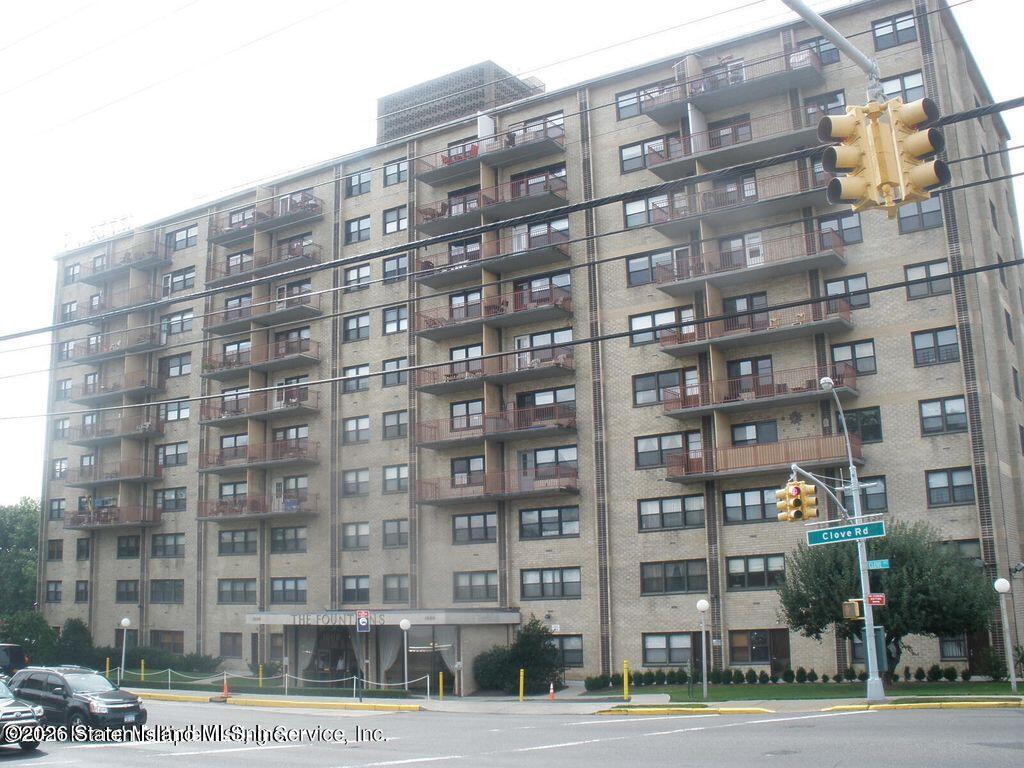 1000 Clove Road, Unit LD Staten Island, NY 10301 - Photo 1 of 21 a building view