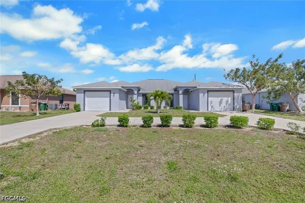 $529,900 | 4137-4139 Southwest 8th Place, Cape Coral, FL 33914