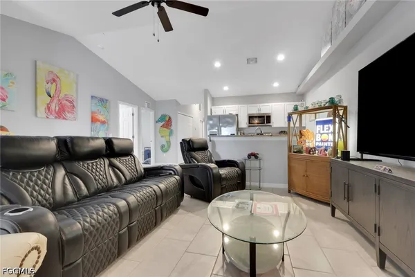 $529,900 | 4137-4139 Southwest 8th Place, Cape Coral, FL 33914