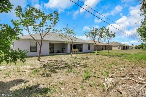 $529,900 | 4137-4139 Southwest 8th Place, Cape Coral, FL 33914