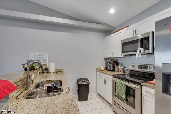 $529,900 | 4137-4139 Southwest 8th Place, Cape Coral, FL 33914