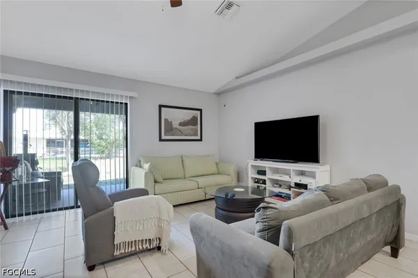 $529,900 | 4137-4139 Southwest 8th Place, Cape Coral, FL 33914