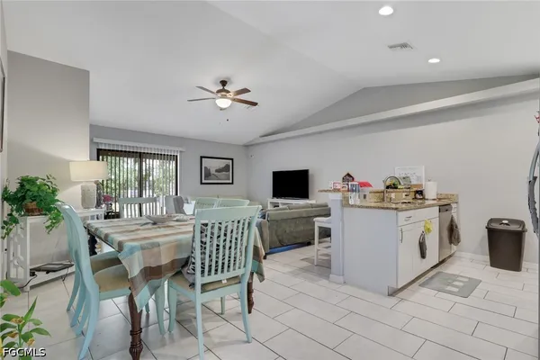 $529,900 | 4137-4139 Southwest 8th Place, Cape Coral, FL 33914