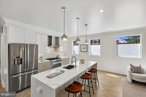 $875,000 | 2429 Ontario Road Northwest, Unit 2, Washington, DC 20009