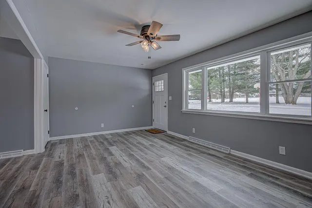 $284,900 | 10829 Sharon Drive, Aurora, IN 47001