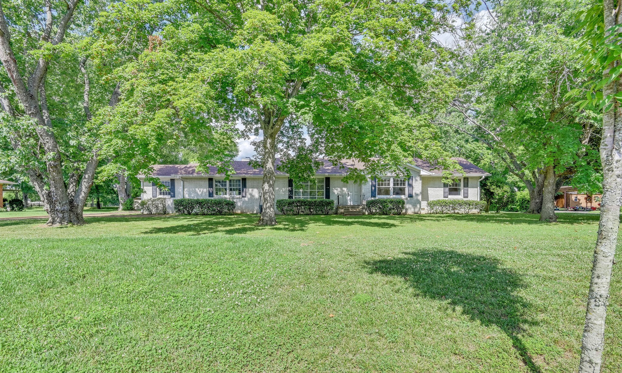 708 Hillsboro Road Franklin, TN 37064 - Photo 3 of 42 Gallery Image 3