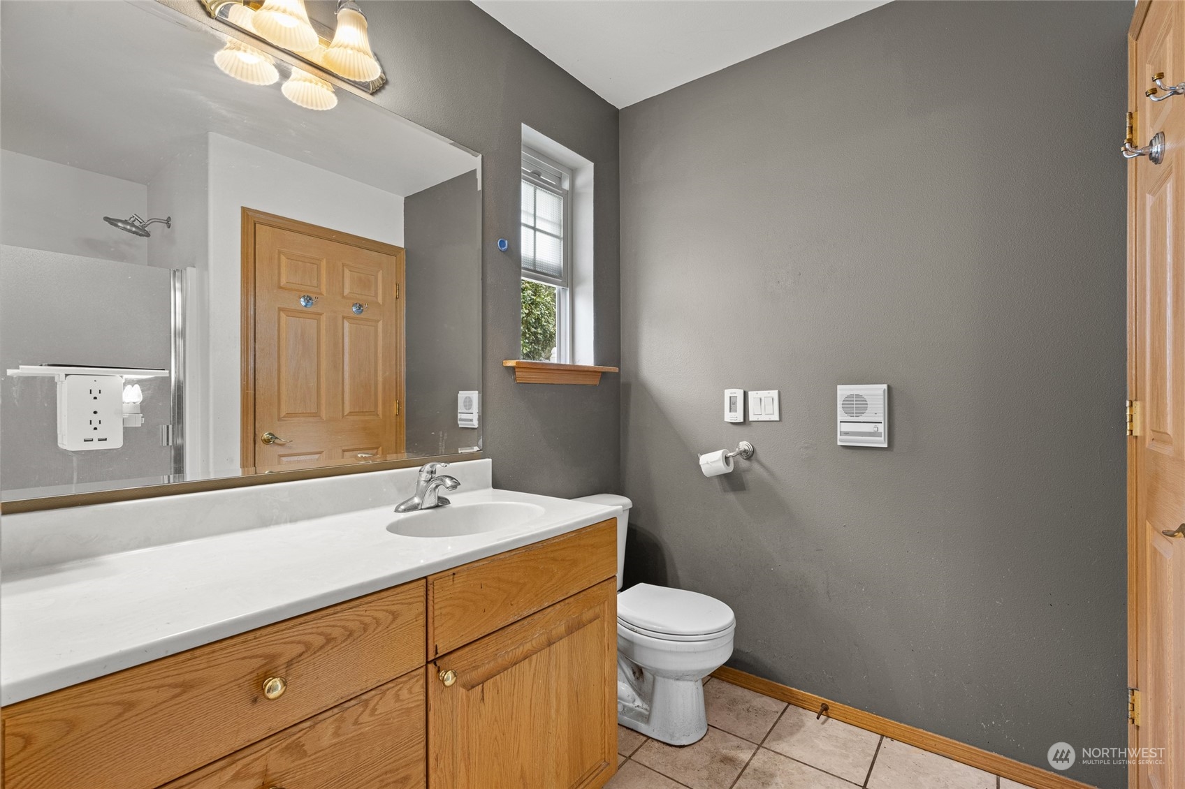 10003 Meadow Road Southwest Lakewood, WA 98499 - Photo 21 of 40