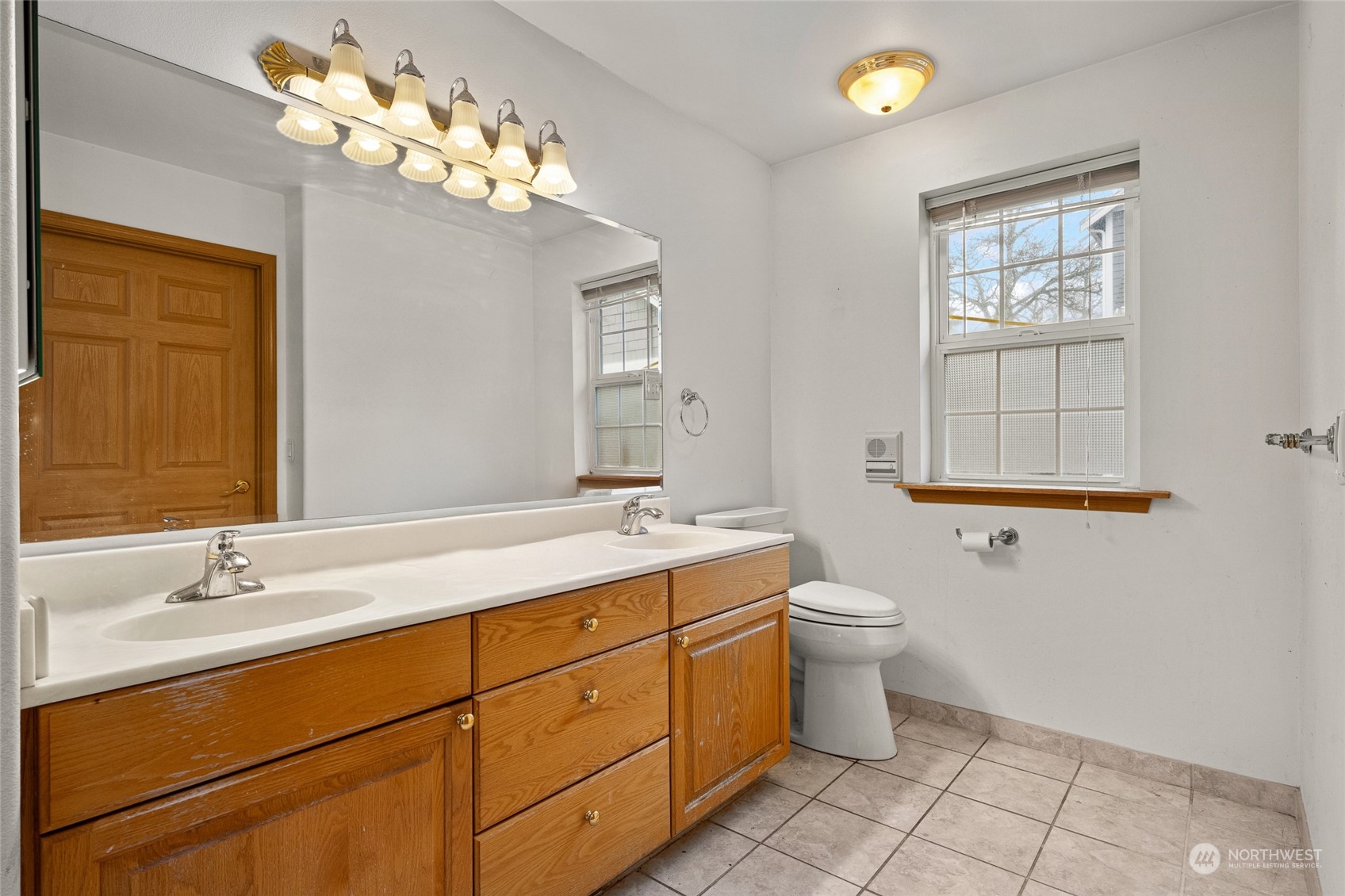 10003 Meadow Road Southwest Lakewood, WA 98499 - Photo 25 of 40