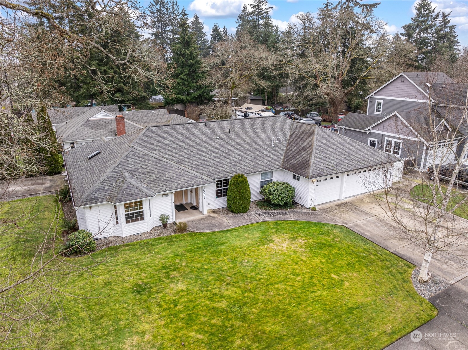 10003 Meadow Road Southwest Lakewood, WA 98499 - Photo 4 of 40