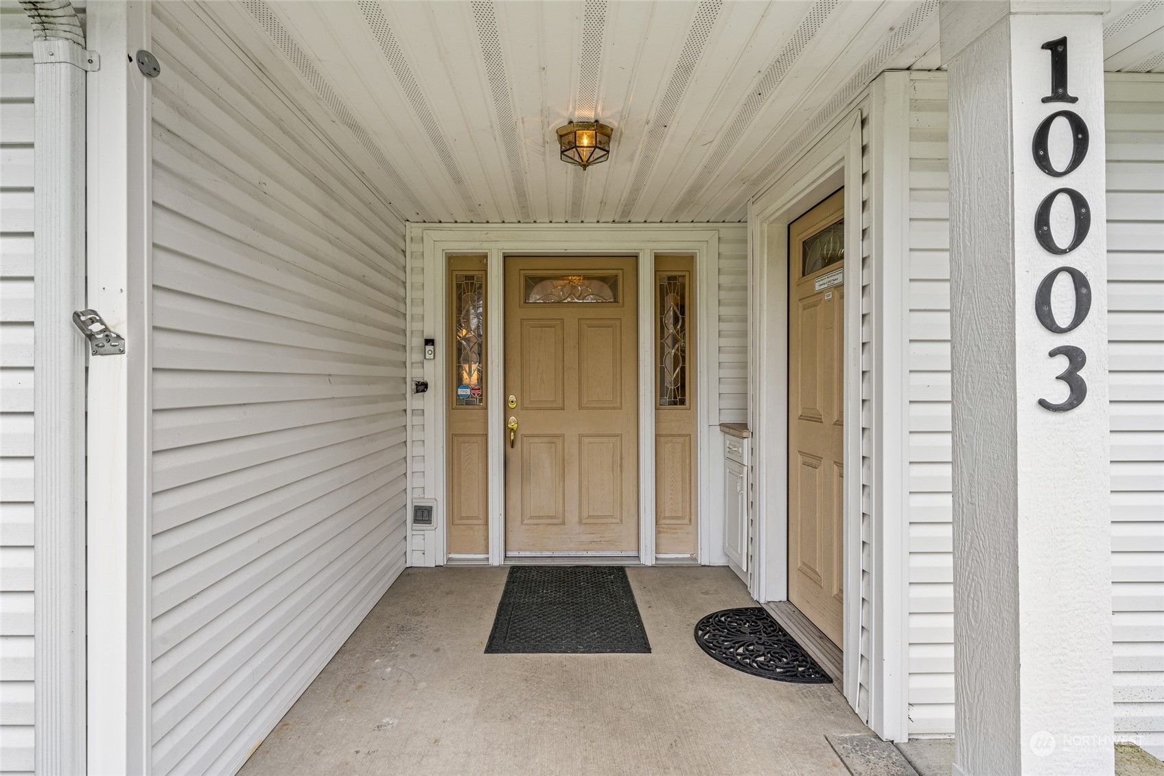 10003 Meadow Road Southwest Lakewood, WA 98499 - Photo 5 of 40
