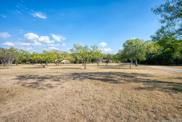 a view of a tennis court