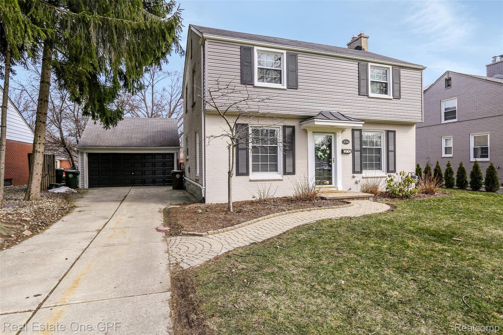 1094 Roslyn Road Grosse Pointe, MI 48236 - Photo 41 of 41 1094 Roslyn Rd0005.jpg