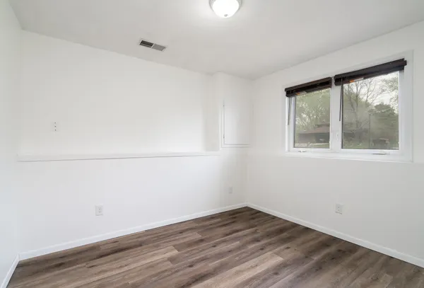 $2,795 | 9850 Laguna Circle, Eden Prairie, MN 55347