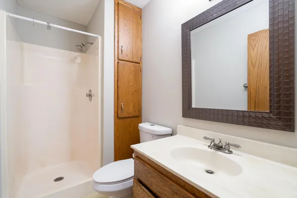 $2,795 | 9850 Laguna Circle, Eden Prairie, MN 55347