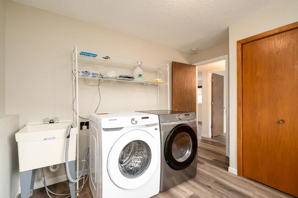 $2,795 | 9850 Laguna Circle, Eden Prairie, MN 55347