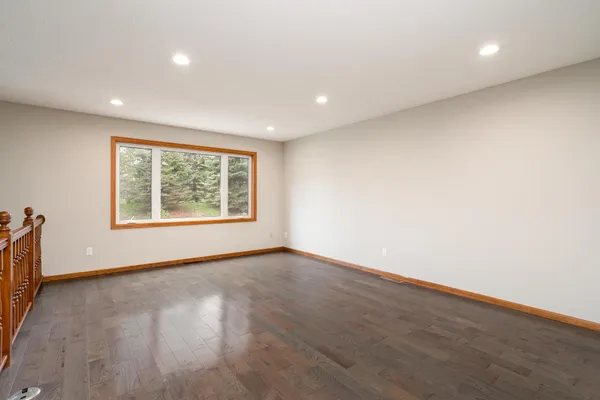 $2,795 | 9850 Laguna Circle, Eden Prairie, MN 55347