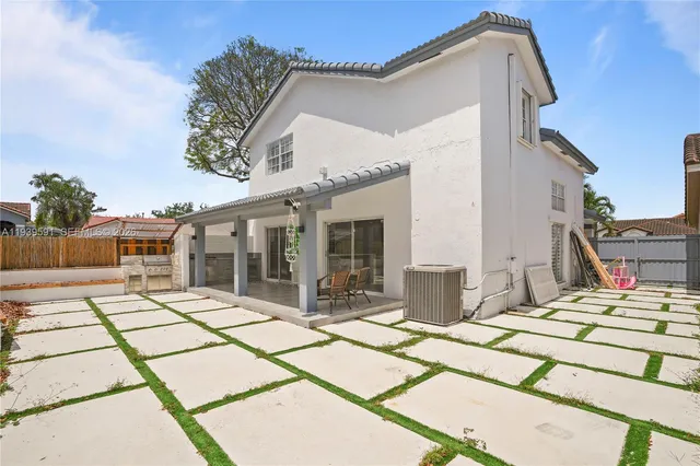 $789,000 | 12894 Southwest 60th Terrace, Miami, FL 33183