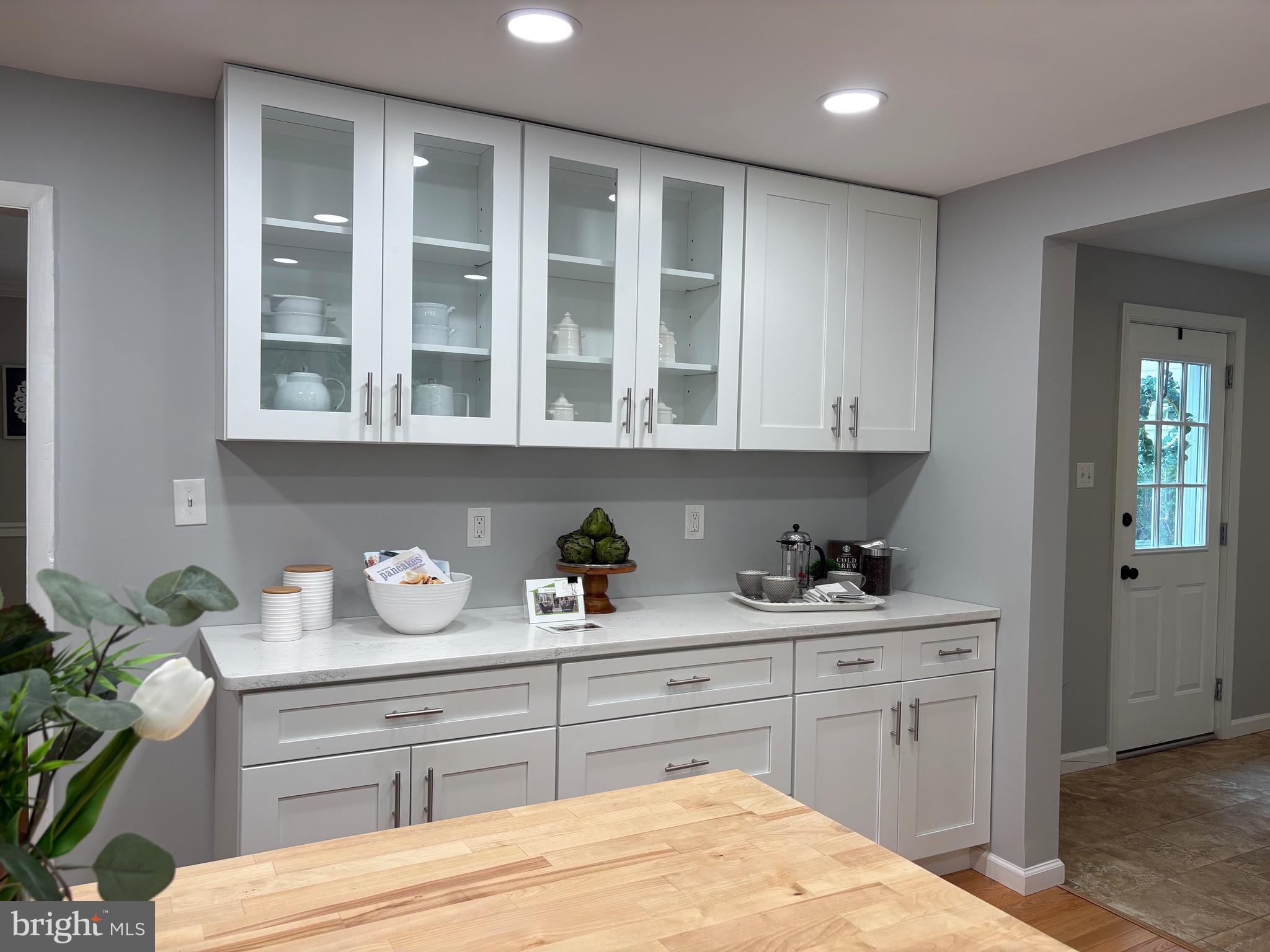 512 Conestoga Road Malvern, PA 19355 - Photo 3 of 33 Built in cabinetry