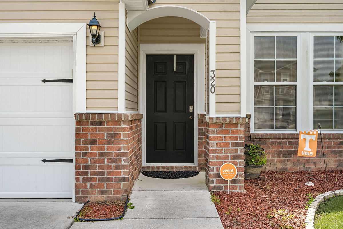 320 Mossy Wood Road Summerville, SC 29486 - Photo 4 of 25 4