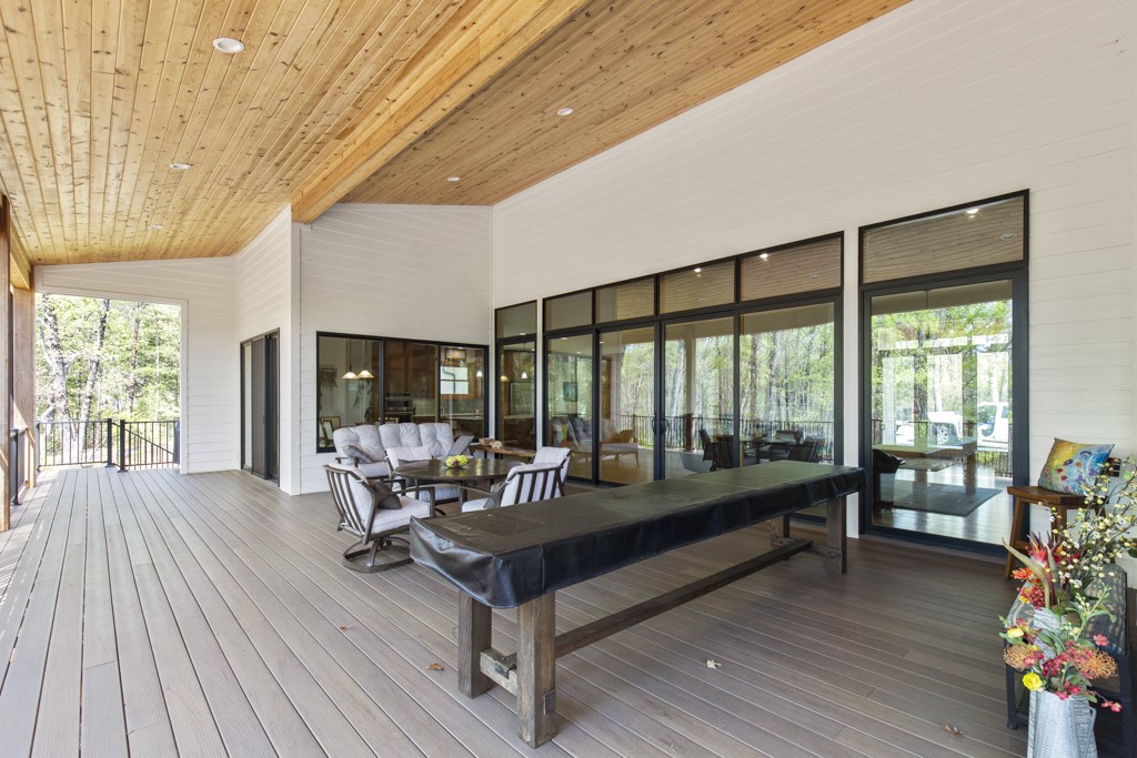 144 Lecroy Road Walhalla, SC 29691 - Photo 5 of 49