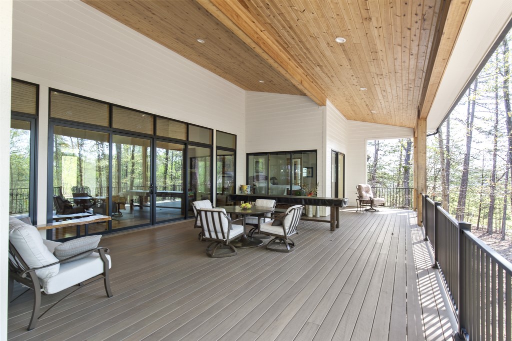 144 Lecroy Road Walhalla, SC 29691 - Photo 6 of 49