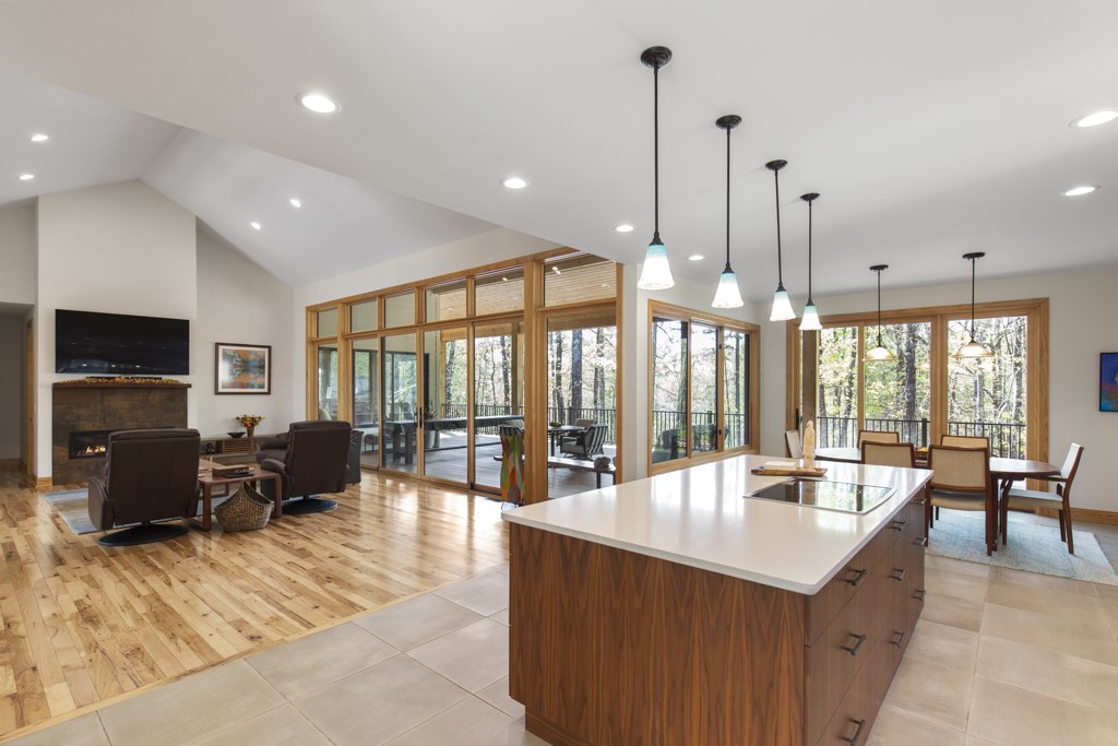 144 Lecroy Road Walhalla, SC 29691 - Photo 8 of 49