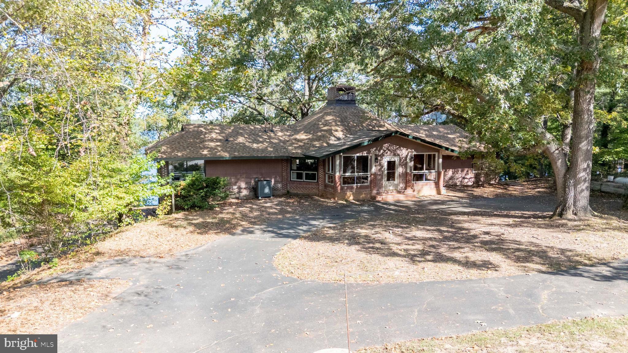 1571 Mitchell Point Road Mineral, VA 23117 - Photo 2 of 47 Gallery Image 2