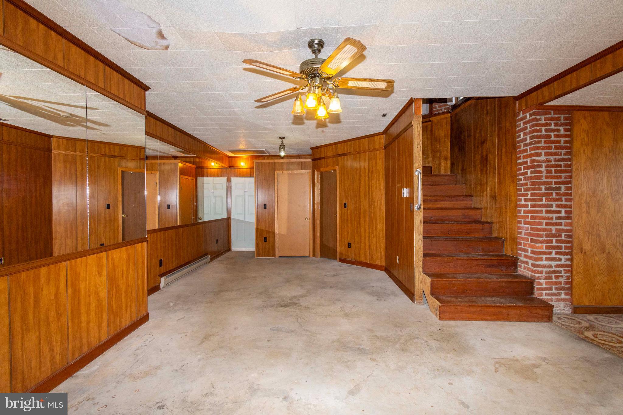 1571 Mitchell Point Road Mineral, VA 23117 - Photo 39 of 47 Stairs and garage door