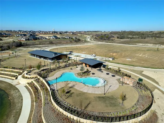 $529,900 | 118 Alamito Road, Rhome, TX 76078