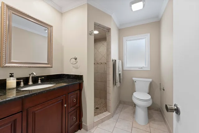 $420,000 | 5592 North Adams Way, Bloomfield Hills, MI 48302