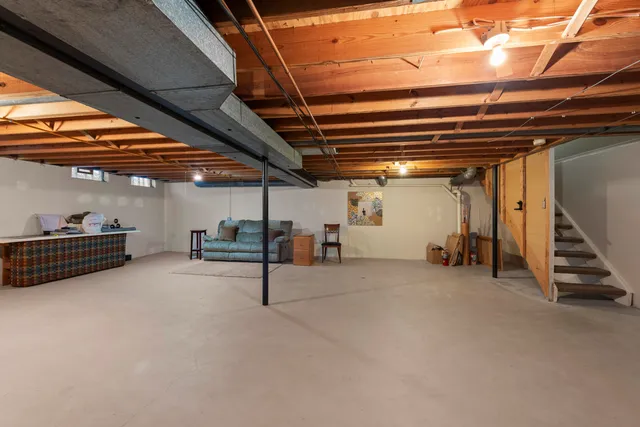 $420,000 | 5592 North Adams Way, Bloomfield Hills, MI 48302