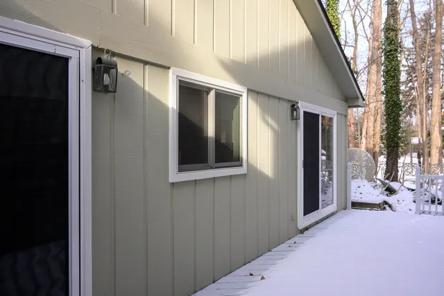 $420,000 | 5592 North Adams Way, Bloomfield Hills, MI 48302