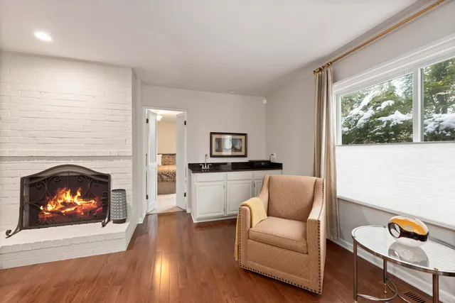 $420,000 | 5592 North Adams Way, Bloomfield Hills, MI 48302