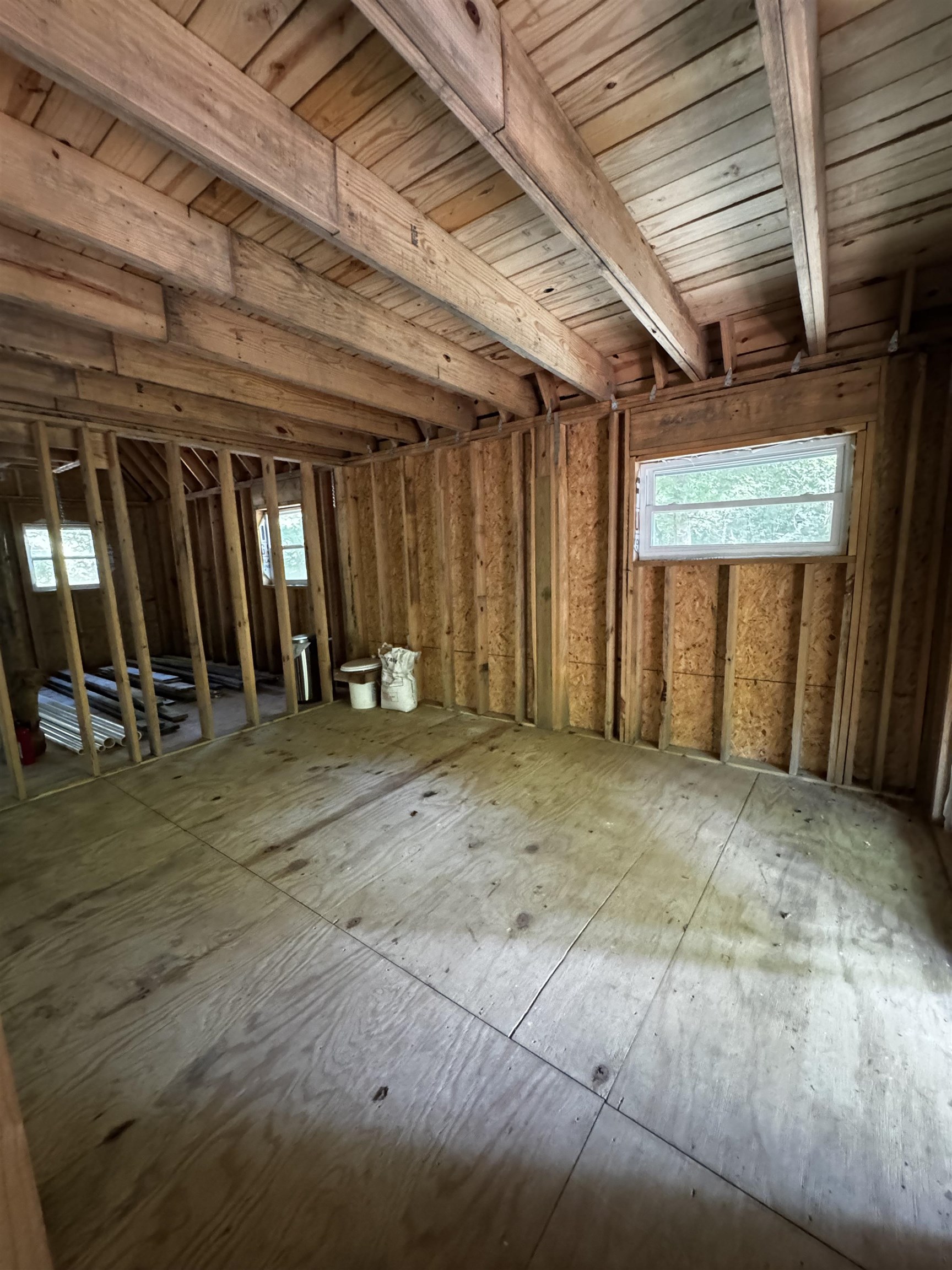 2895 Sain Road Bolivar, TN 38008 - Photo 15 of 36 a view of an entrance of the building