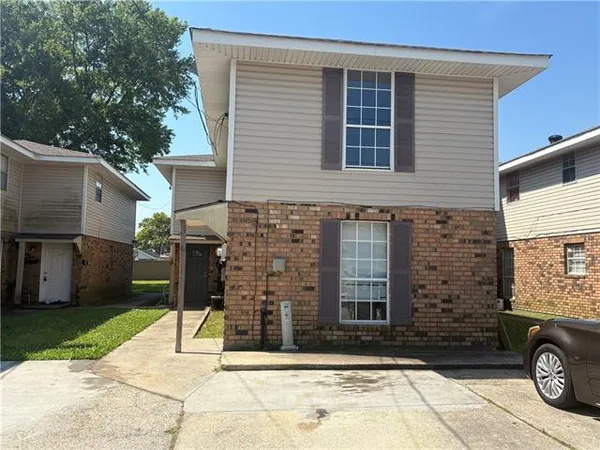 $1,250 | 314 West Liberaux Street, Unit A, Chalmette, LA 70043