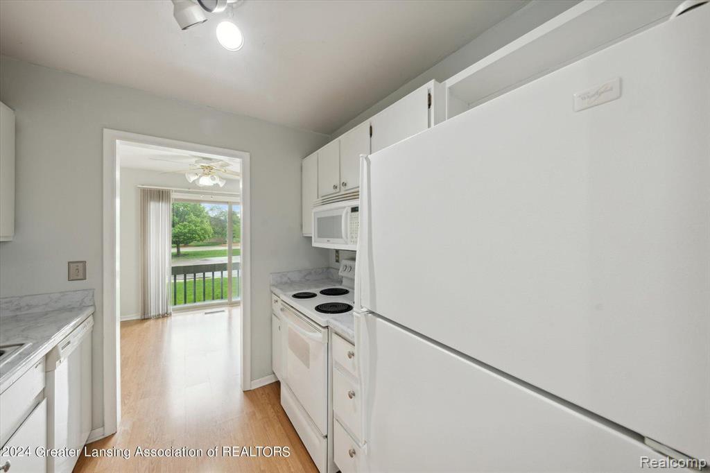 2926 Mt Hope Road Okemos, MI 48823 - Photo 17 of 33