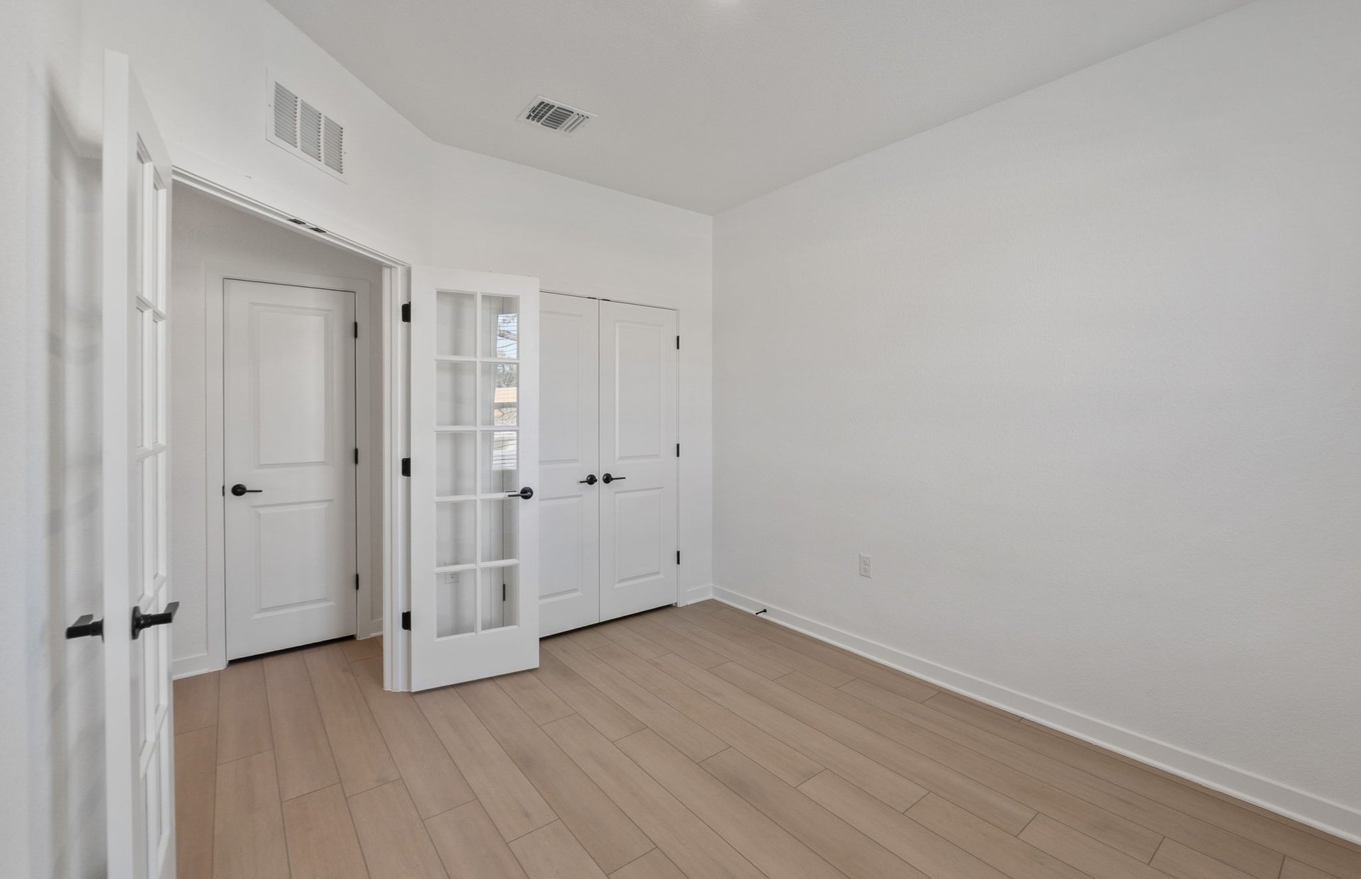 120 Adlai Avenue Georgetown, TX 78633 - Photo 6 of 33